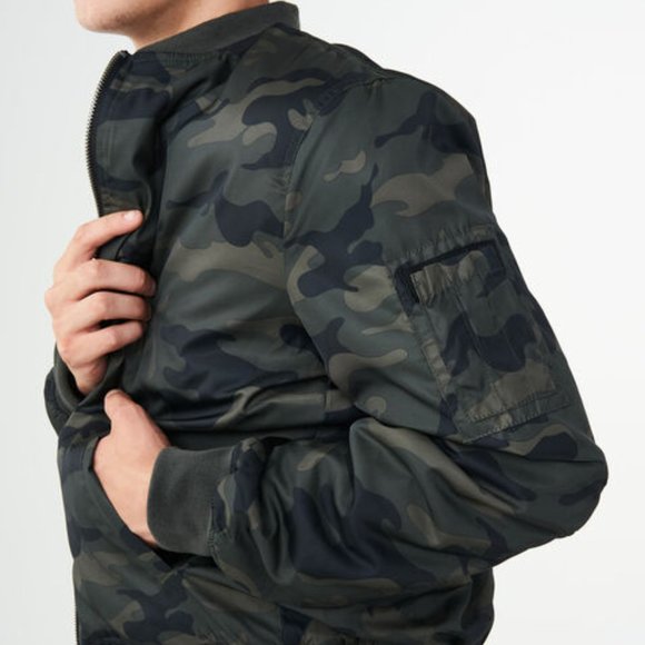 Aeropostale Camo Bomber Jacket - Picture 6 of 6